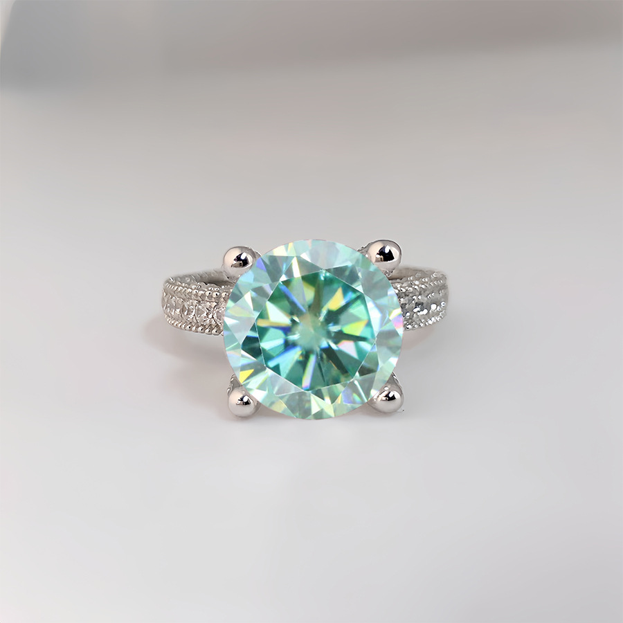 5 Carat Real Moissanite Diamon - Sterling Silver Ring 评论和价格