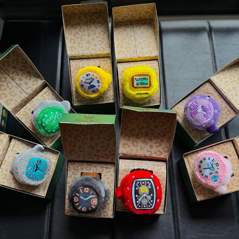 In Stock Pop Sunday Plush Rela - Jewelry With Watches 评论和价格