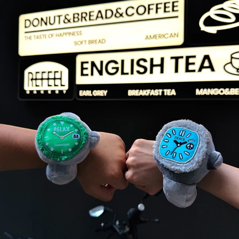In Stock Pop Sunday Plush Rela - Jewelry With Watches 评论和价格