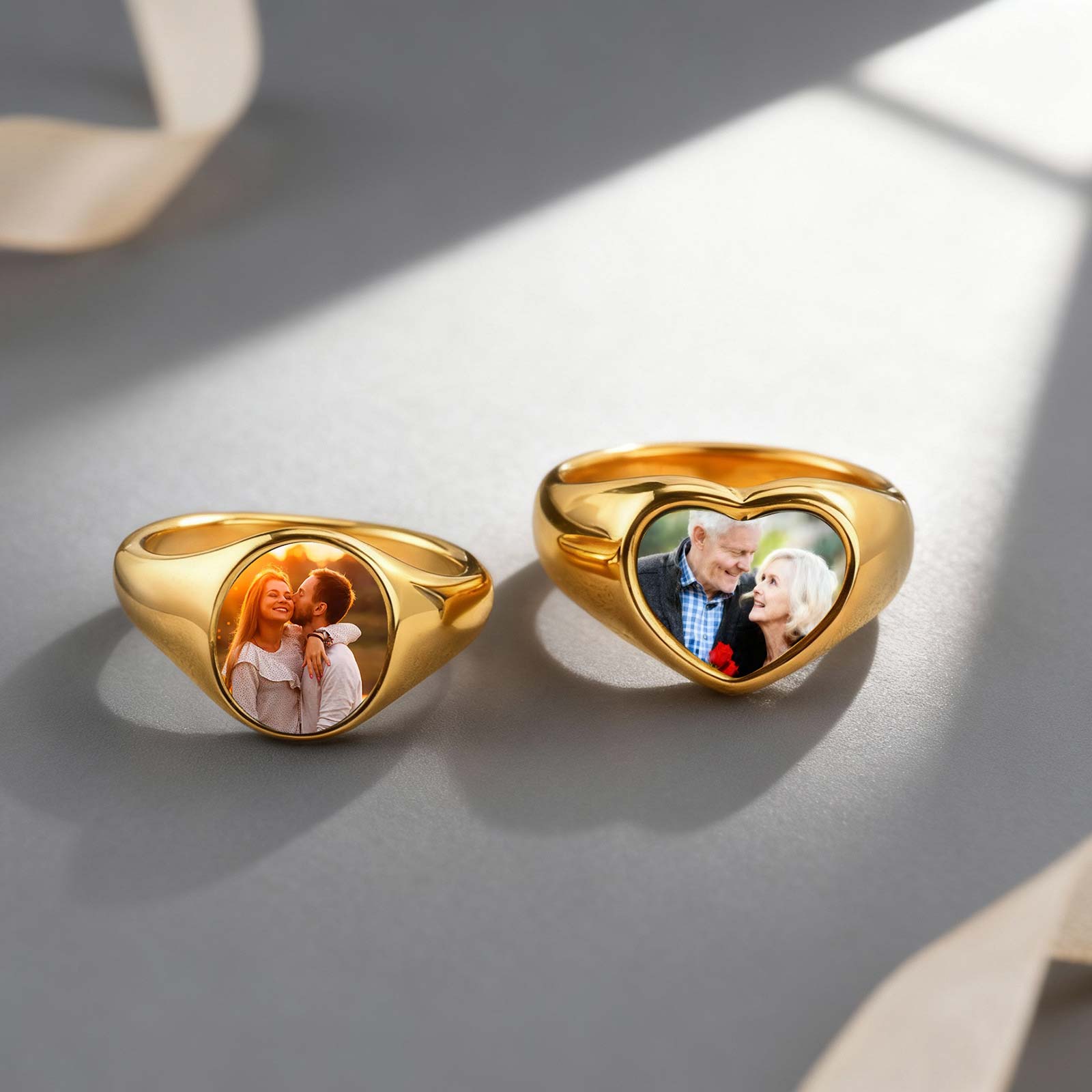 Custom Photo Signet Ring for W - Statement Cocktail Ring 评论和价格