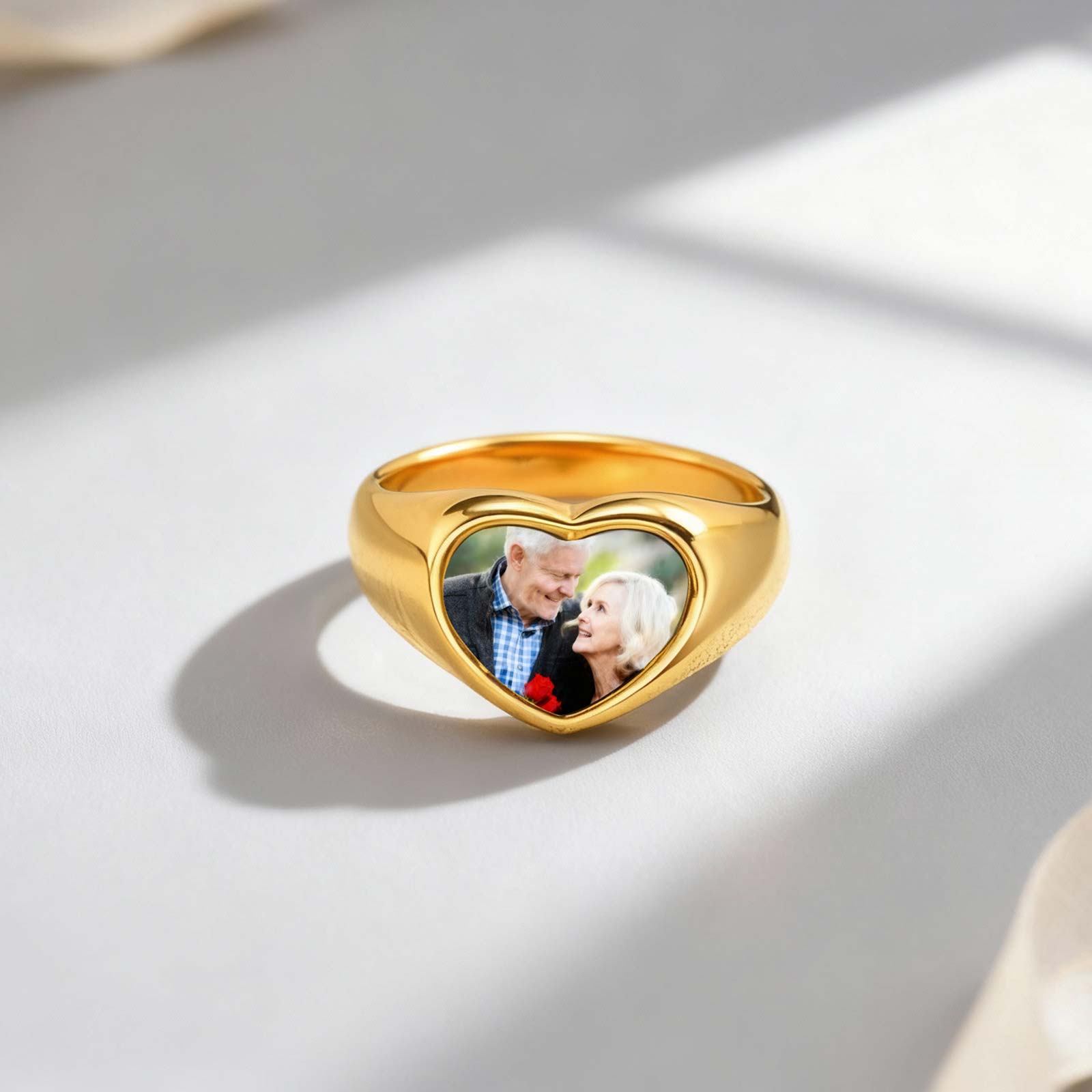 Custom Photo Signet Ring for W - Statement Cocktail Ring 评论和价格